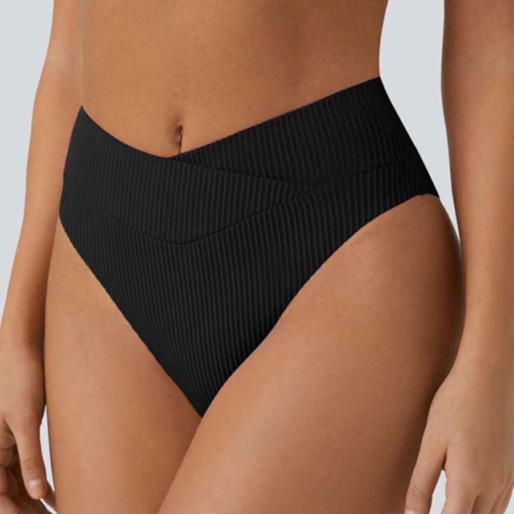 Halara Black Ribbed Cheeky High Rise Crossover Bikini Bottoms